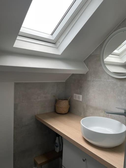 Tiny Paradise - 2 Bedrooms Apartment Montigny-sur-Loing Buitenkant foto
